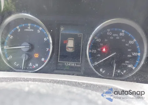 2016 Toyota Rav4 Xle z USA, uszkodzony, nr VIN 2T3WFREV1GW301836